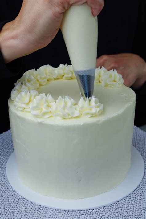 Cream Cheese Buttercream For Cakes Thick Stable