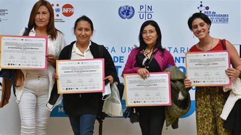 Acto de Colación de la Diplomatura Universitaria en formación de