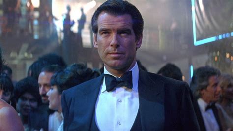 James Bond Tuxedo Pierce Brosnan