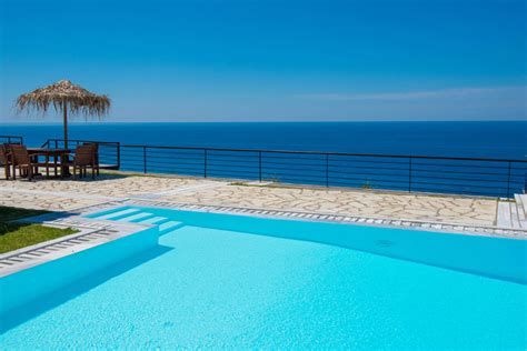 Luxury Sea-view Lefkada Villas | Milos Bay Agios Nikitas