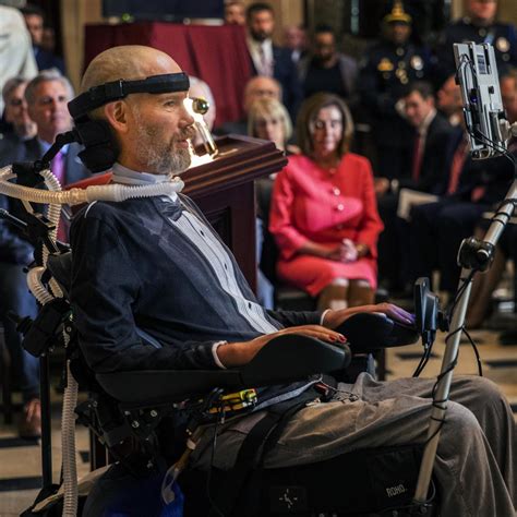 Ex Saints Db Steve Gleason Receives Ovation At Congressional Gold Medal