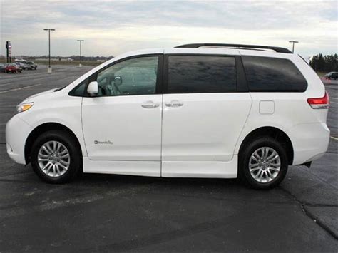 Toyota Sienna Xle Braun Side Entry Wheelchair Accessible Handicap