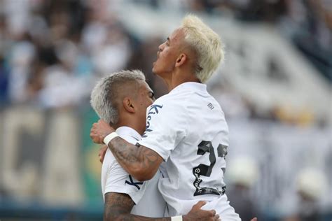 Santos vence time de Sergipe e garante vaga na próxima fase da Copinha