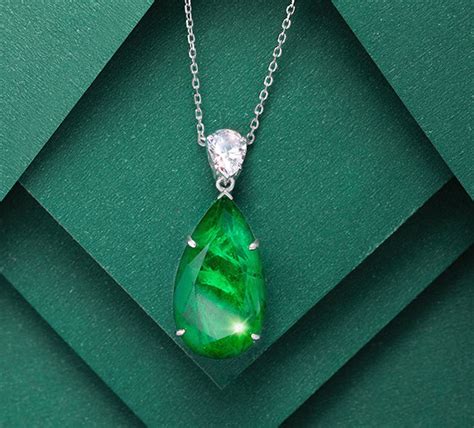 Stunning High Quality Imitation Emerald Necklace Pendant 18K Etsy