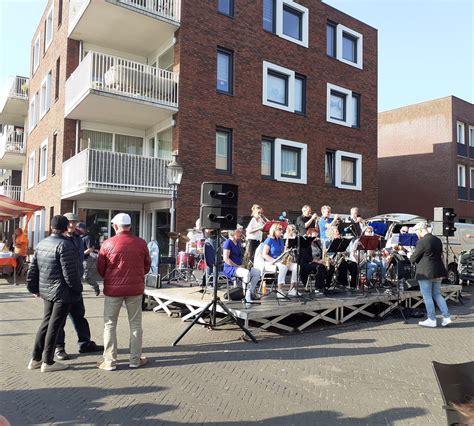 Mooi Begin Met Monmartre Op Leurse Havenfeesten Rucphen Rtv