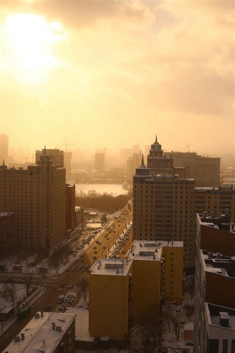 Silhouette of Building during Sunset · Free Stock Photo