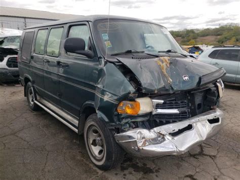 2001 Dodge Ram Van B1500 For Sale Il Chicago South Fri Dec 03 2021 Used And Repairable