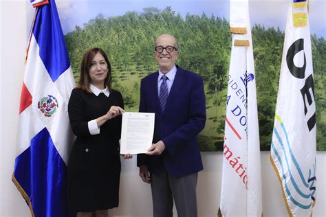 Oei Firma Convenio De Cooperación Con El Consejo Nacional Para El Cambio Climático En República