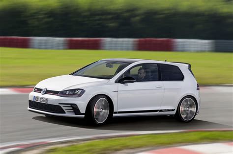 Vw Golf Gti Clubsport 2016 The Most Powerful Gti Yet Car Magazine