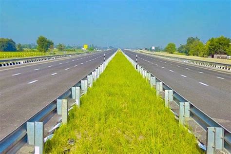 Coming Soon: 340 Km Long Purvanchal Expressway Connecting Lucknow to ...