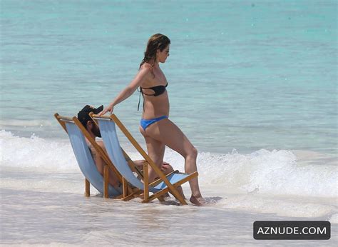 Jennifer Aniston Wearing Bikini On The Beach In The Bahamas June AZNude