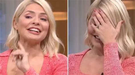 This Morning S Holly Willoughby Embarrassed As She Makes Awkward Confession Live On Air