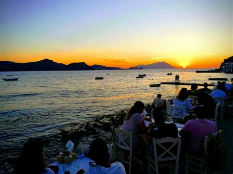 Astakas Restaurant In Milos Klima Greeka