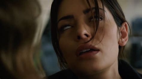 Sarah Shahi Injection Ko In Person Of Interest S4 E9 2014 Youtube