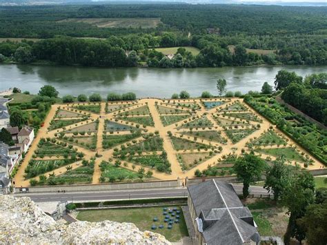 La Roche-Guyon vegetable garden