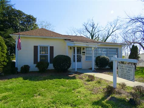 Visiting the Andy Griffith Museum in Mt Airy NC