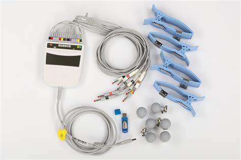 Электрокардиограф компьютерный ECG-2000, 12 канальный купить в Харькове ...