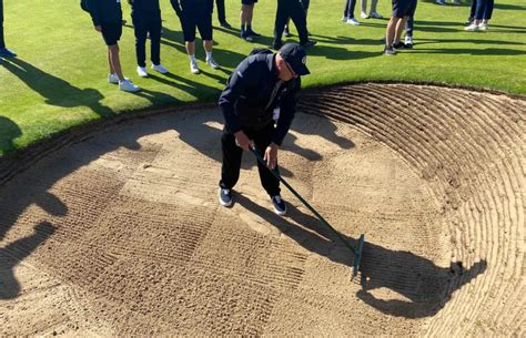 How To Rake A Bunker How They Do It At The Open National Club Golfer