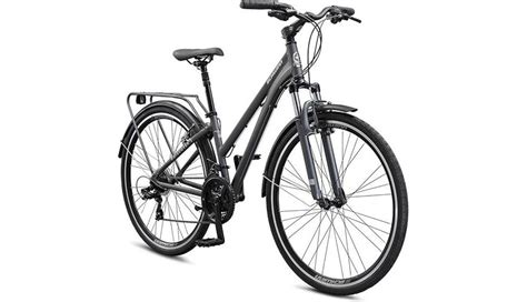 Schwinn Discover Bike Review: Ideal for Beginners - Flat Iron Bike