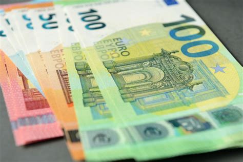 Inflationsausgleich 2023 Wer Bekommt Jetzt 220 Euro Bonus Pro Monat H4a