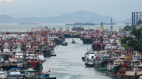 警方接報指油麻地避風塘疑船隻沉沒 消防證實為善意虛報 香港商報