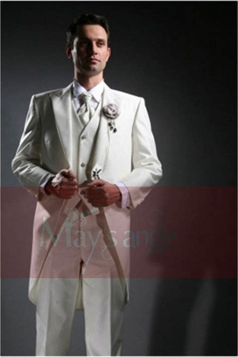 Costume Marié en Blanc Ref MEN022 Costumes de mariage