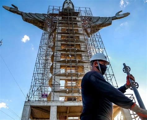 Brasil construye una nueva estatua de Jesús más alta que el Cristo