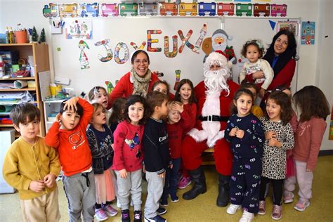 Le P Re No L Rend Visite Aux L Ves De Maternelle Lyc E Franco