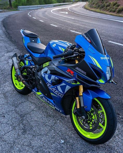 I love how the Suzuki R GSX looks even when it is sitting still by the ...