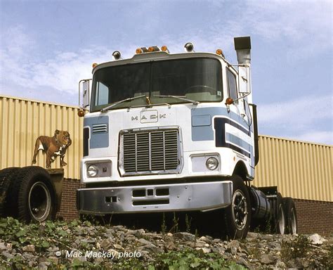 The New Interstater Cab Antique And Classic Mack Trucks General