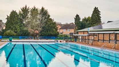 Woodgreen Leisure Centre - Gym | 50m Swimming Pool | Banbury | Sports hall | Indoor Bowls ...