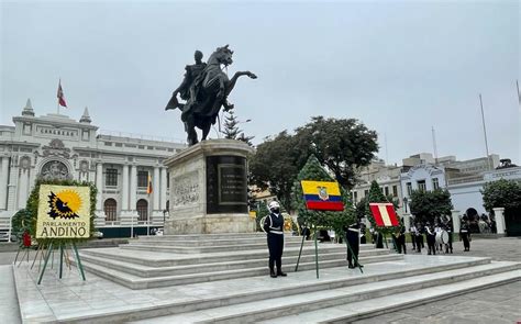 Día Nacional de la República del Ecuador Comunicaciones Comunicaciones