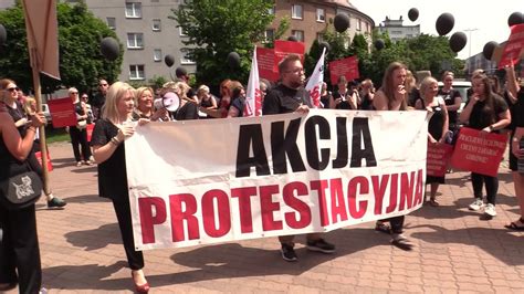 Protest pracowników MOPR przeszedł ulicami Bytomia 30 06 2023 YouTube