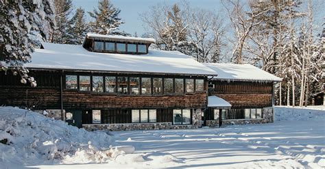 12 Winter Wedding Venues in Wisconsin for a Scenic Celebration