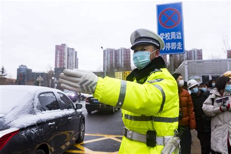 加压奋进正当时 满弓紧弦再出发 首都北京 群众 政治