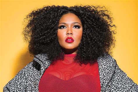 Lizzo divulga prévia do seu novo single About Damn Time no The Late