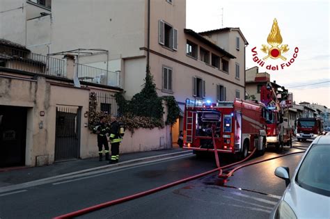 Vdf Firenze Incendio Gonews It