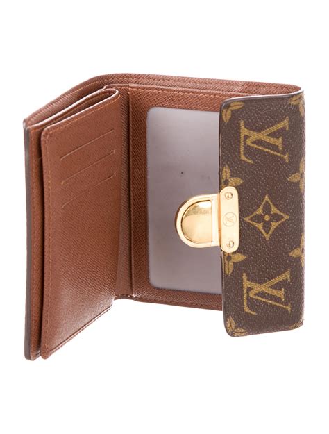 Wallets Louis Vuitton Literacy Basics