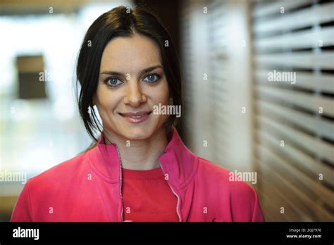 Russian Athlete Yelena Isinbayeva Fotograf As E Im Genes De Alta