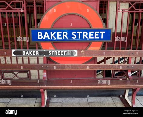 Baker Street Tube Station Sign At The Platform Stock Photo Alamy