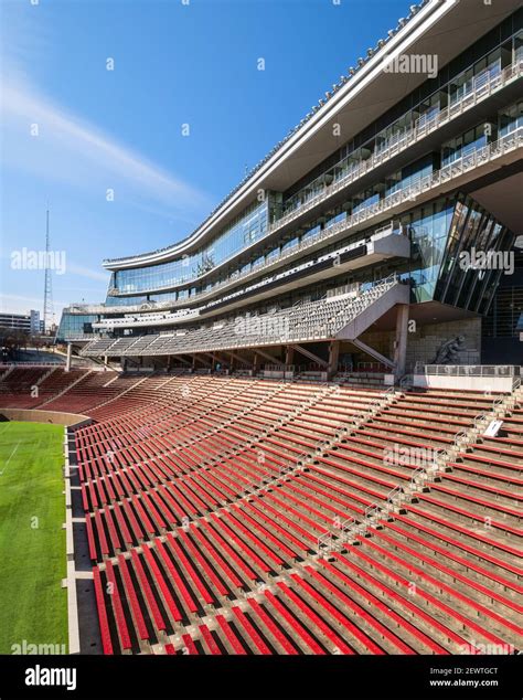 Nippert Stadium Hi Res Stock Photography And Images Alamy