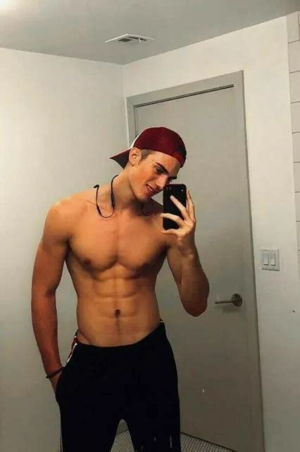 Shirtless Male Athletic Build Beefcake Cocky Frat Jock Hunk Dude Photo