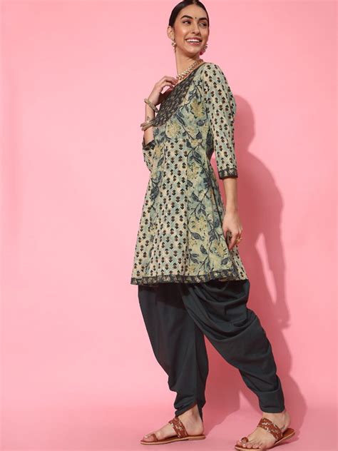 Gurupurab Patiala Salwar Suits Under To Grab From Myntra