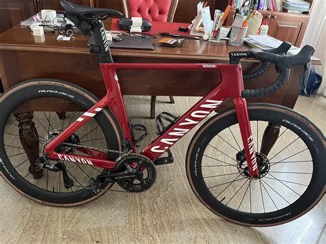 Canyon Aeroad CFR Disc Di2 Gebruikt In M Buycycle