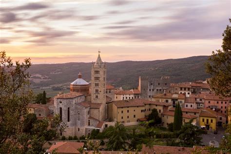 Visit Massa Marittima In Tuscany