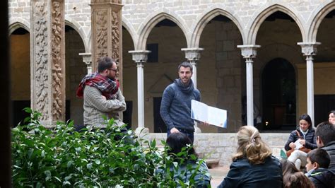 Cuentacuentos De D Nde Est La Luna En El Monasterio De Pedralbes