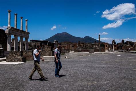 Wie Einige Bewohner Pompejis Den Vulkanausbruch Berlebten Zeit