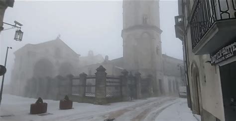 Neve A Monte SantAngelo Nel Giorno Di Pasquetta Foggia Reporter