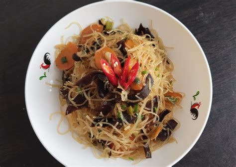 Resep Bihun Goreng Jamur Kuping Oleh Nadia Lilkhaira Cookpad