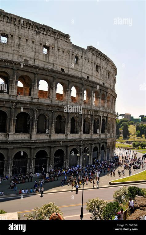 Colosseum Remarkable Structure Hi Res Stock Photography And Images Alamy